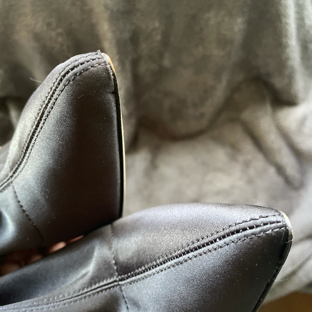 Aldo Stretchy Satin Look Pointy Toe Bootie size 9 - Picture 8 of 11
